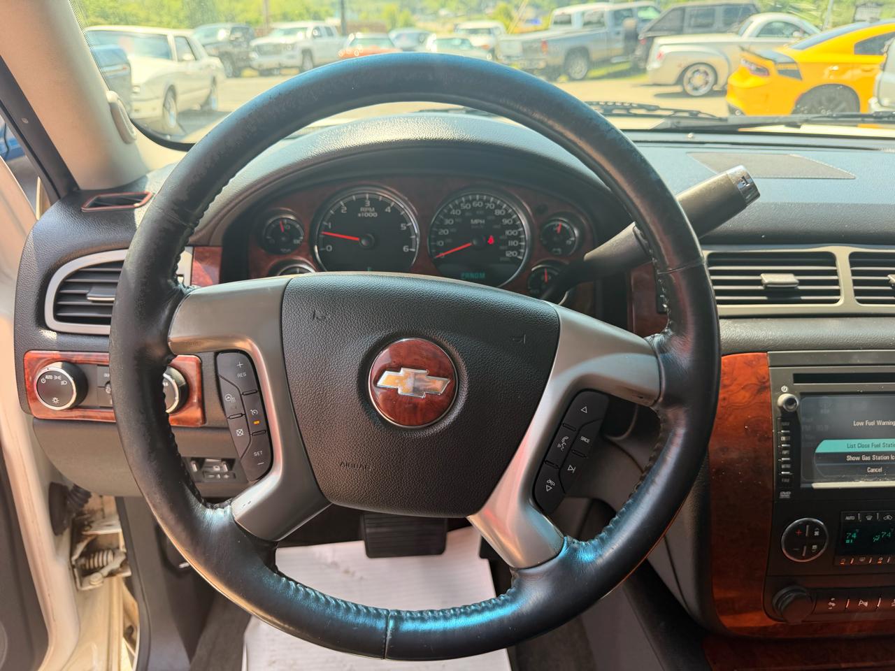 Chevrolet Avalanche Black Diamond LTZ 4D SUV 4WD 2013