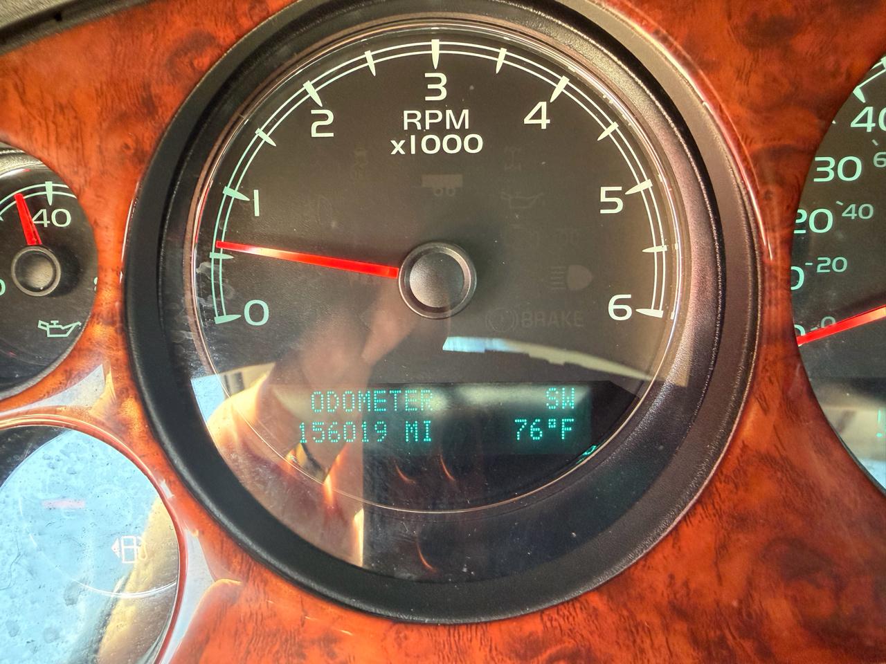 Chevrolet Avalanche Black Diamond LTZ 4D SUV 4WD 2013