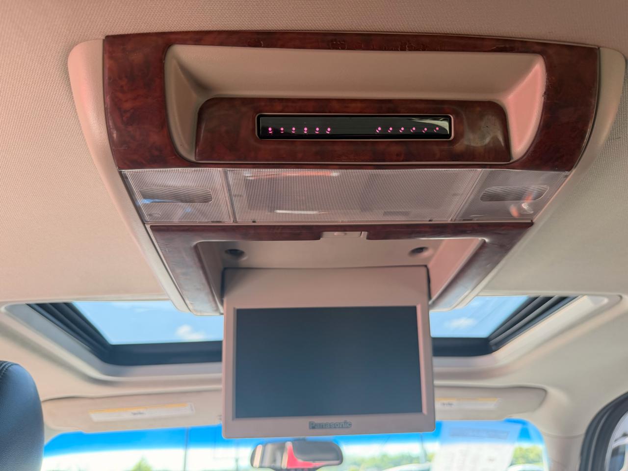 Chevrolet Avalanche Black Diamond LTZ 4D SUV 4WD 2013