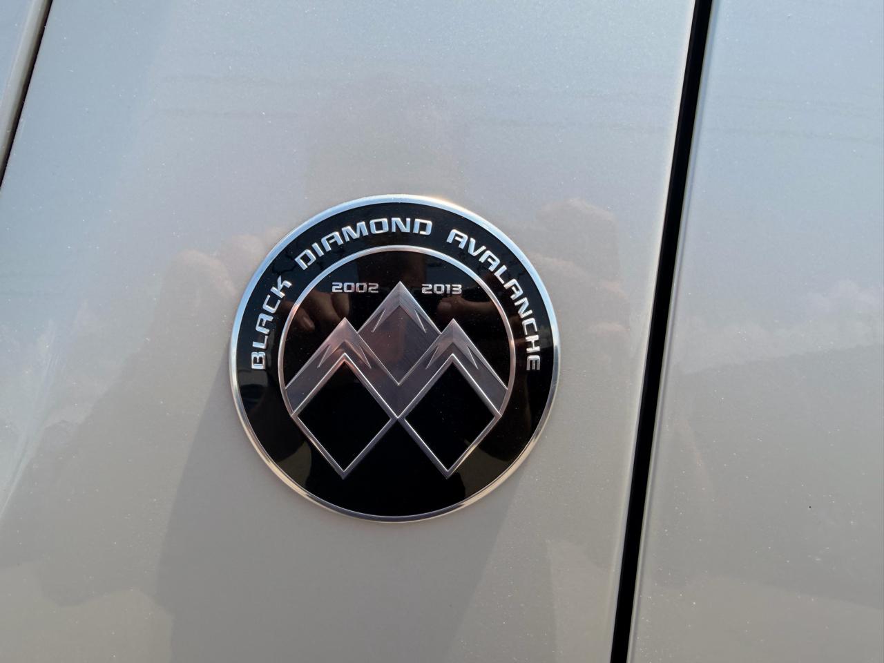 Chevrolet Avalanche Black Diamond LTZ 4D SUV 4WD 2013