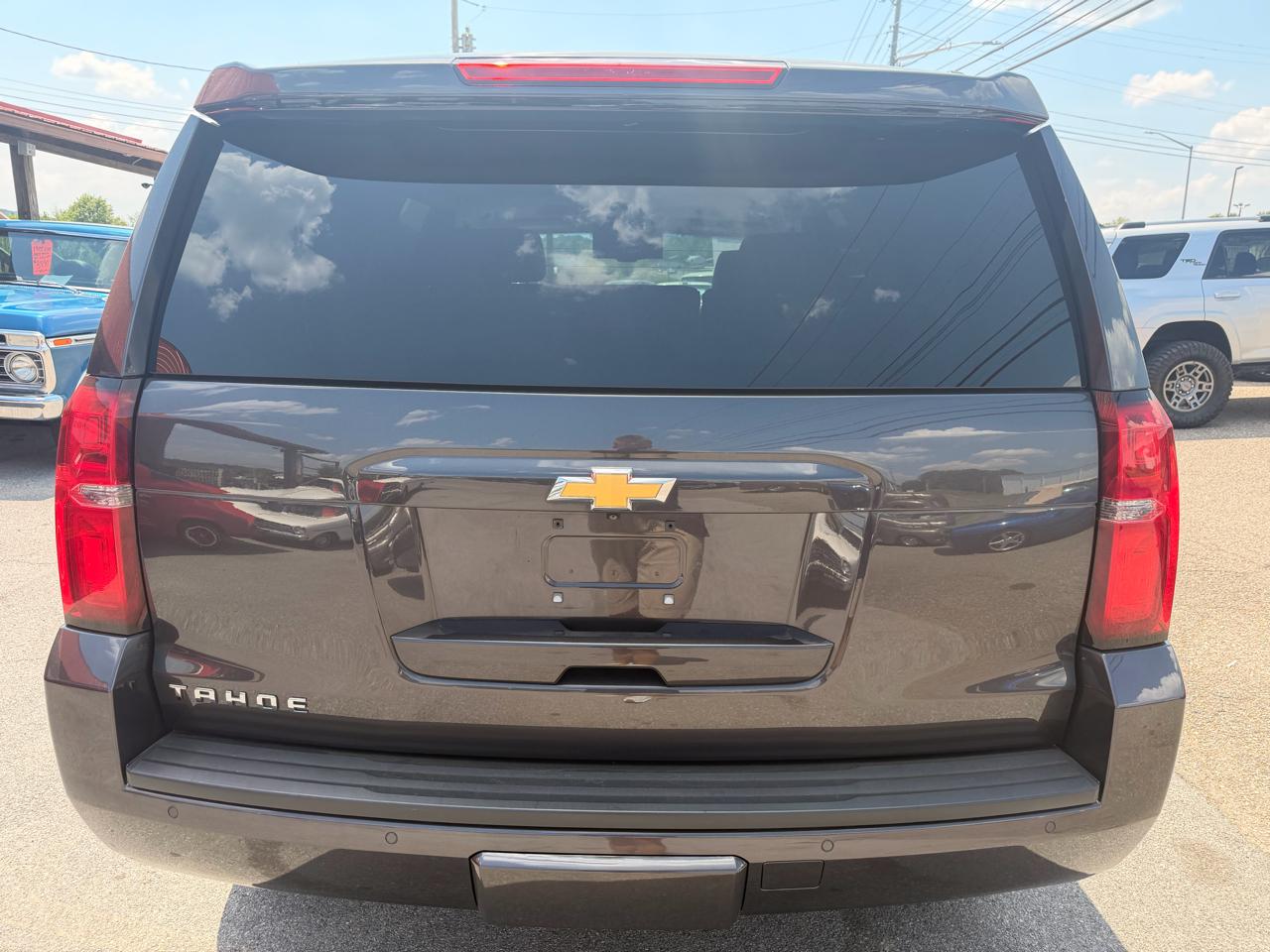 Chevrolet Tahoe 4WD 4dr LT 2017