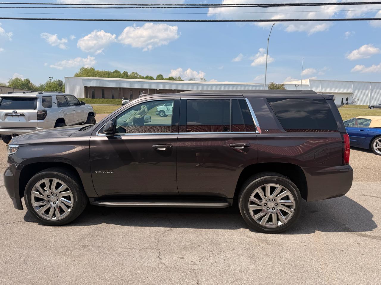 Chevrolet Tahoe 4WD 4dr LT 2017