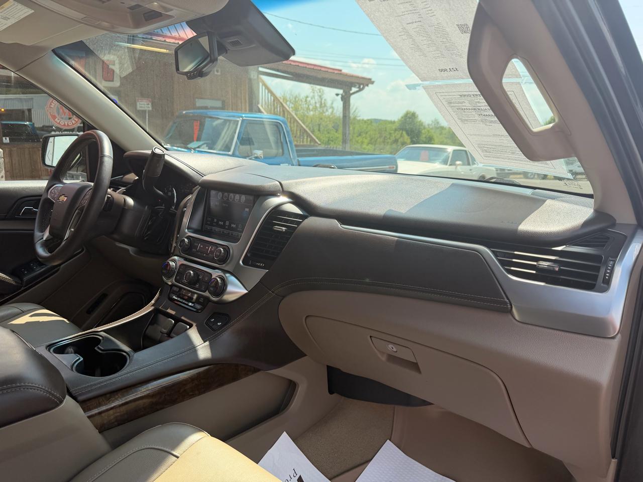 Chevrolet Tahoe 4WD 4dr LT 2017