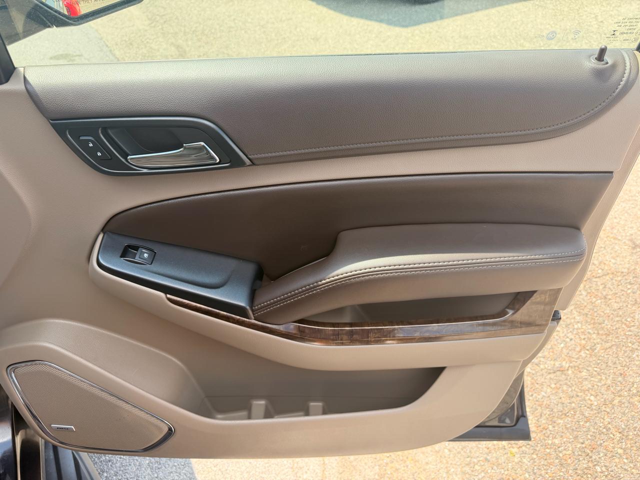 Chevrolet Tahoe 4WD 4dr LT 2017