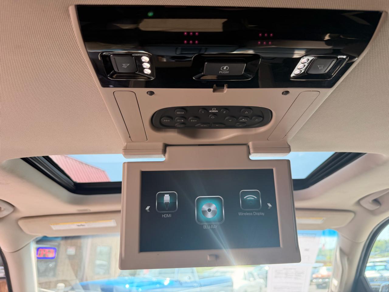 Chevrolet Tahoe 4WD 4dr LT 2017