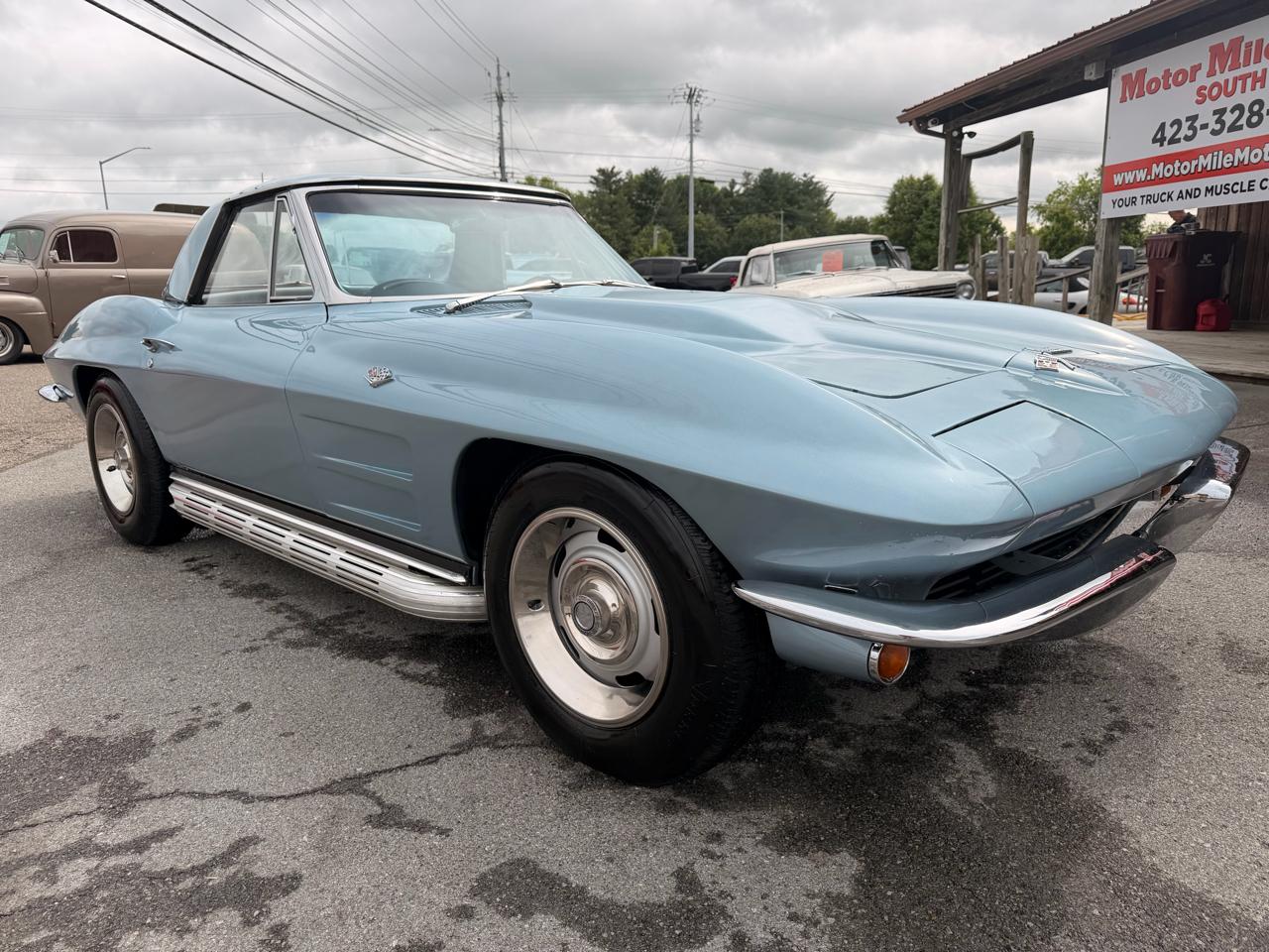 Chevrolet Corvette Stingray Convertible  1964