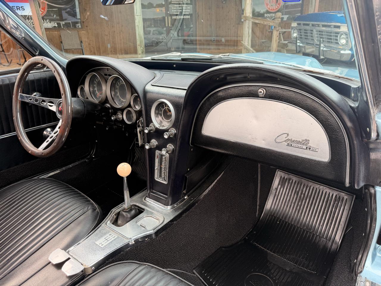 Chevrolet Corvette Stingray Convertible  1964