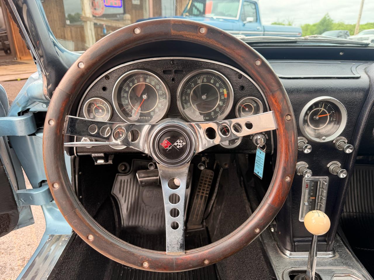 Chevrolet Corvette Stingray Convertible  1964