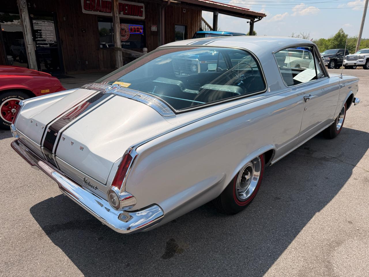 Plymouth Barracuda  1964