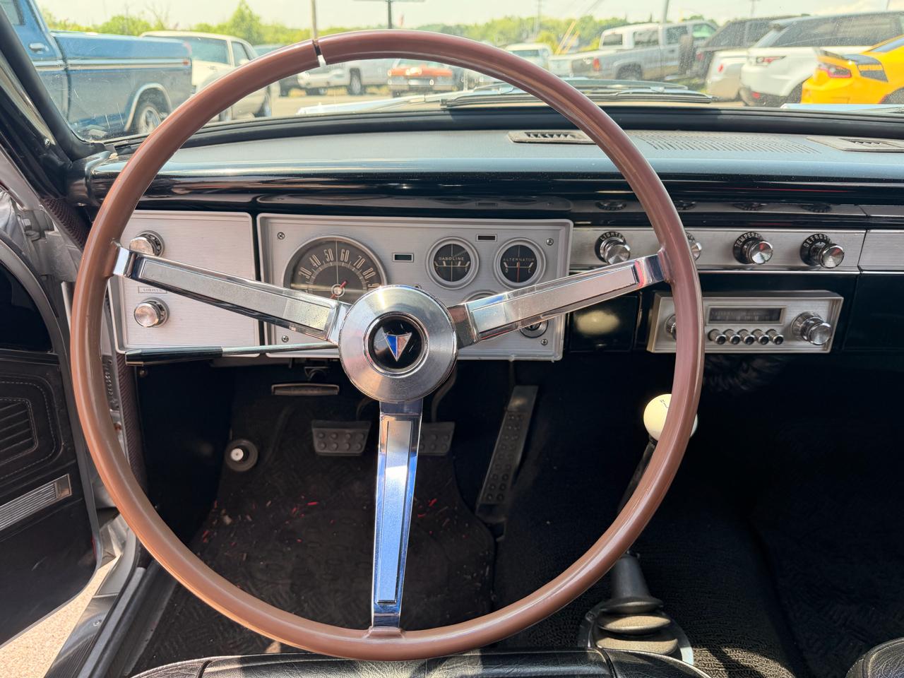 Plymouth Barracuda  1964