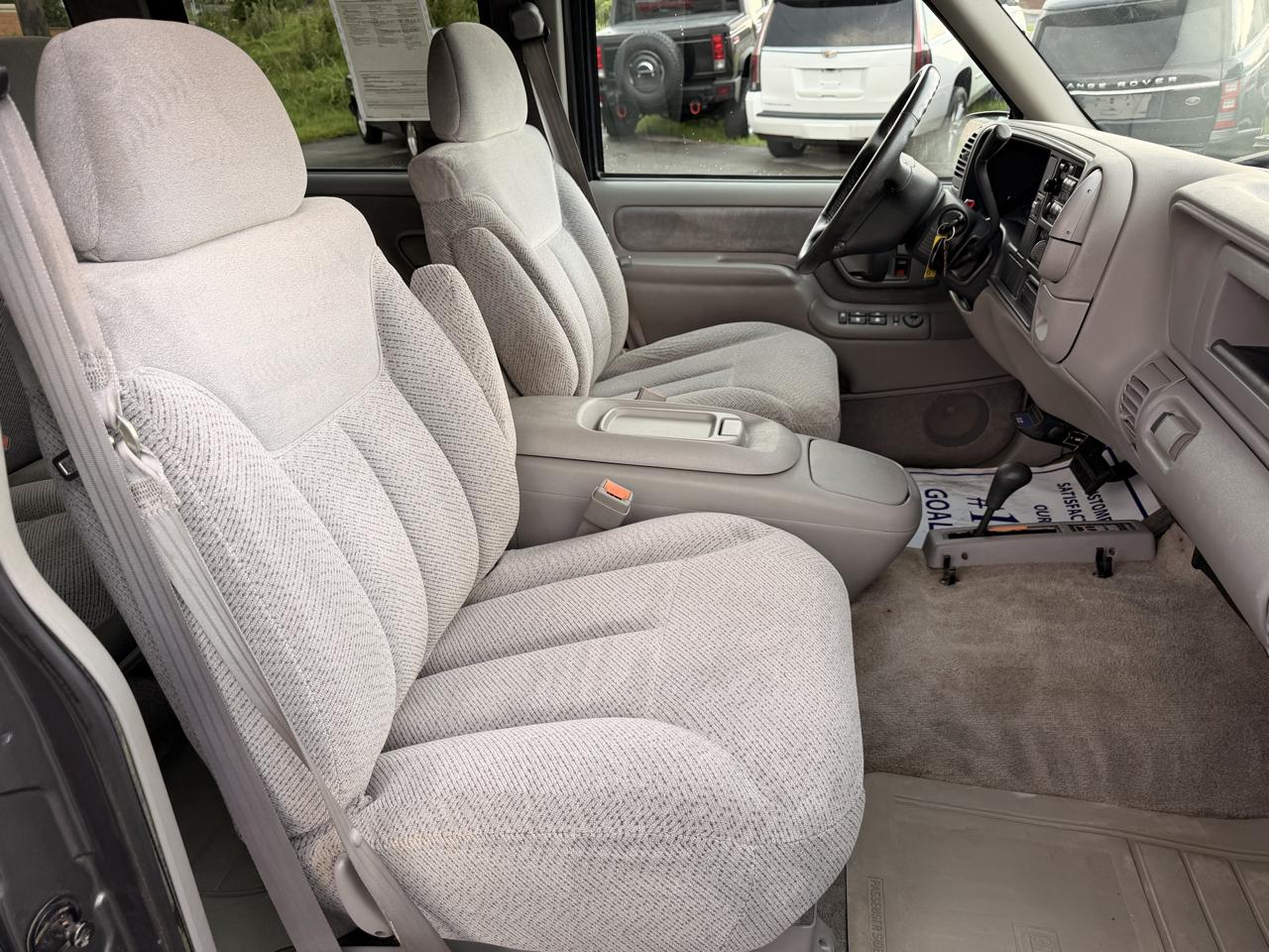 Chevrolet C/K 3500 Crew Cab 4dr 168.5" WB 4WD 2000
