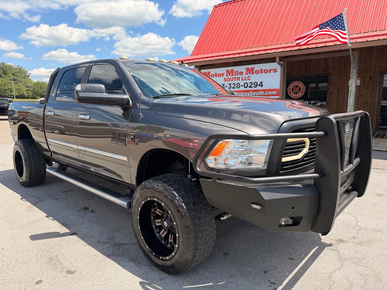 2017 RAM 2500 Big Horn 4x4 Crew Cab 6'4" Box