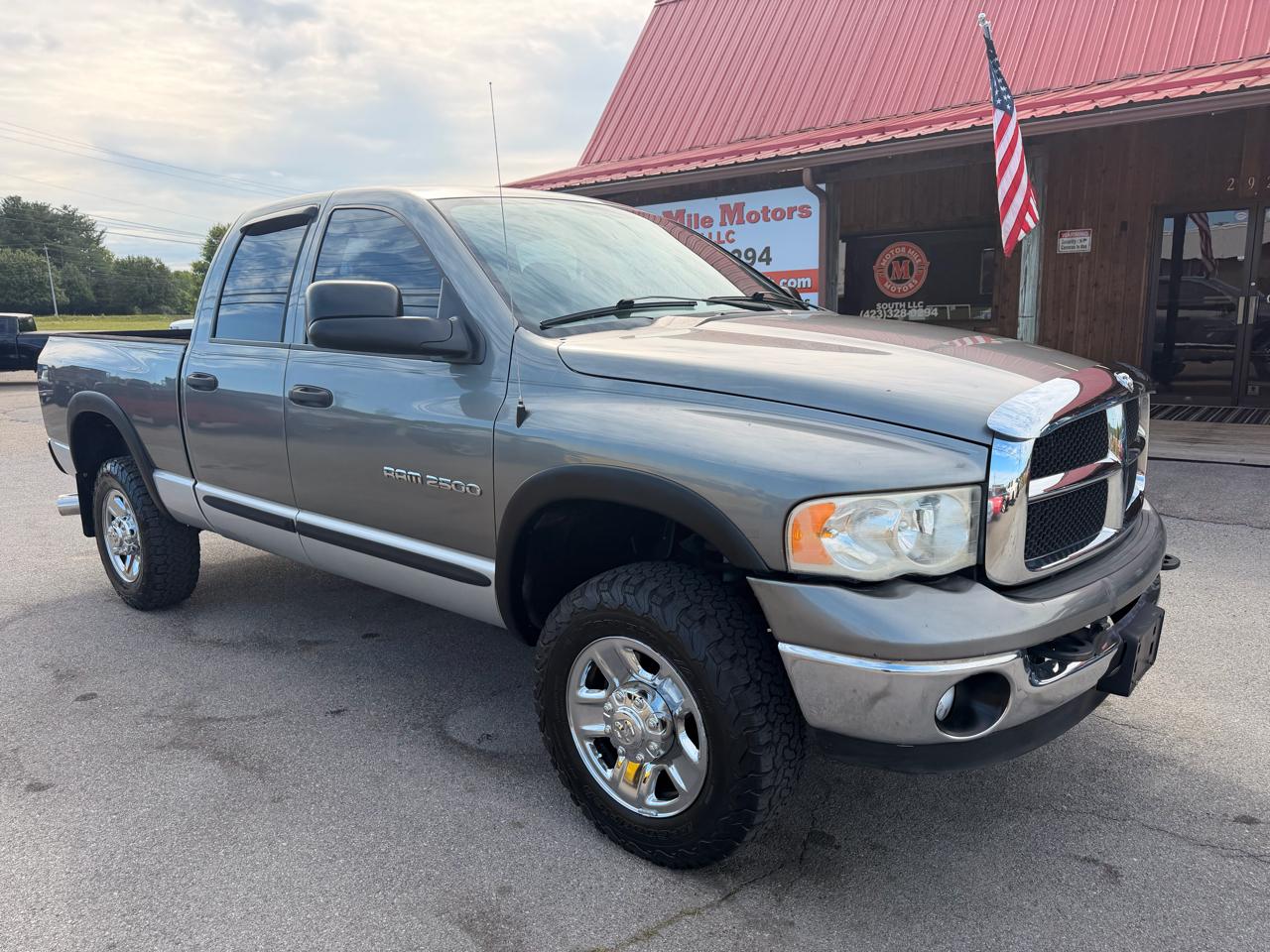 Dodge Ram 2500 4dr Quad Cab 140.5" WB 4WD SLT 2005