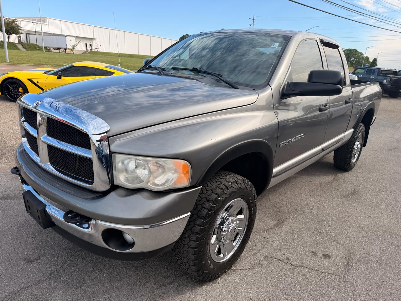 Dodge Ram 2500 4dr Quad Cab 140.5" WB 4WD SLT 2005