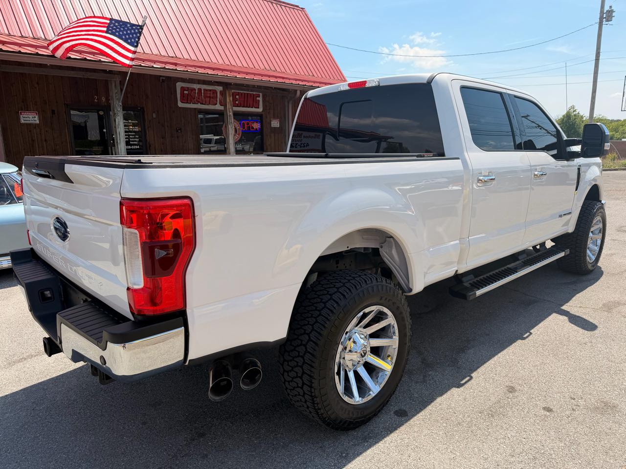 Ford Super Duty F-250 SRW Lariat 4WD Crew Cab 6.75' Box 2017