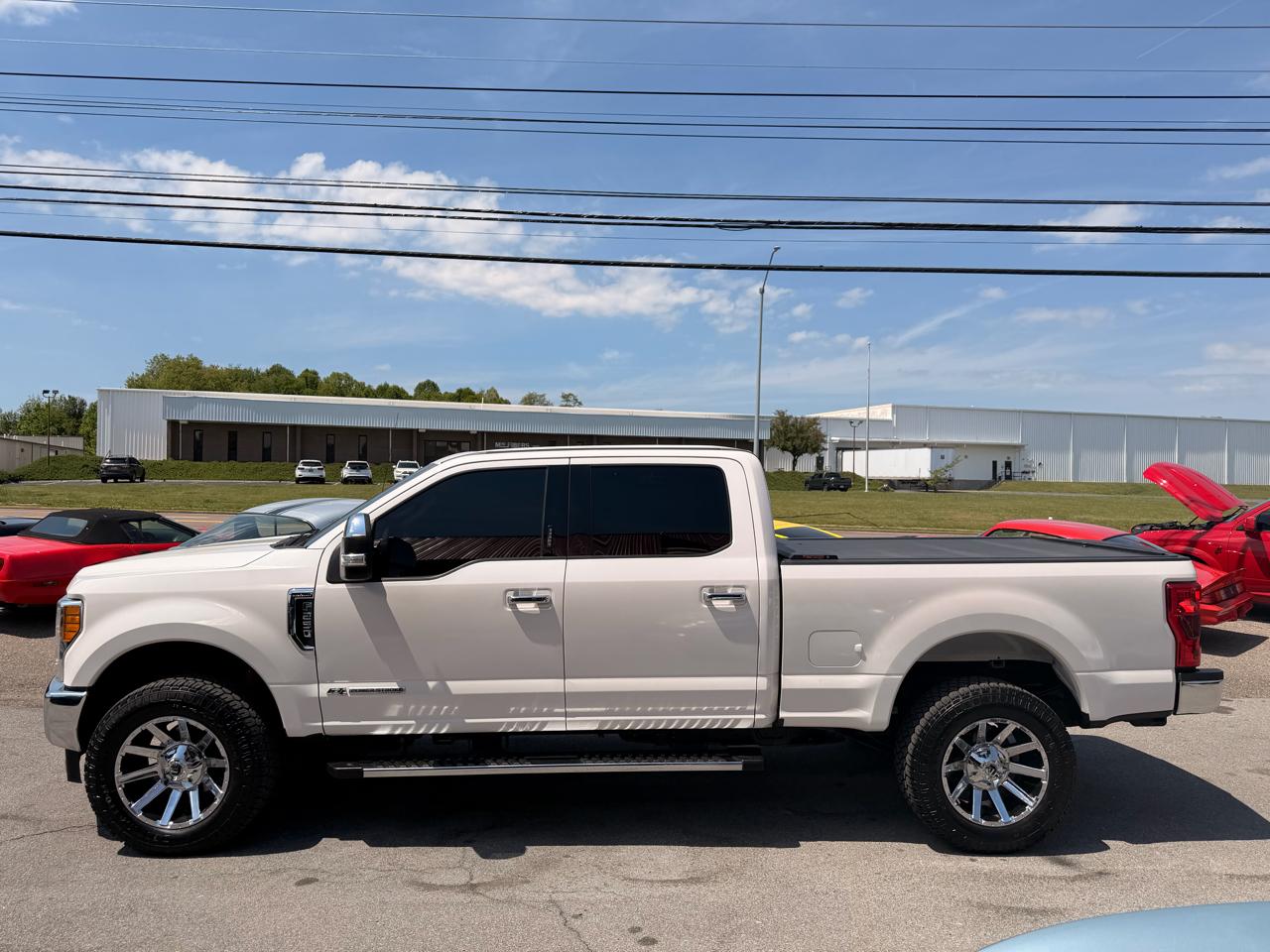 Ford Super Duty F-250 SRW Lariat 4WD Crew Cab 6.75' Box 2017