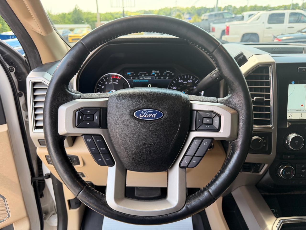 Ford Super Duty F-250 SRW Lariat 4WD Crew Cab 6.75' Box 2017