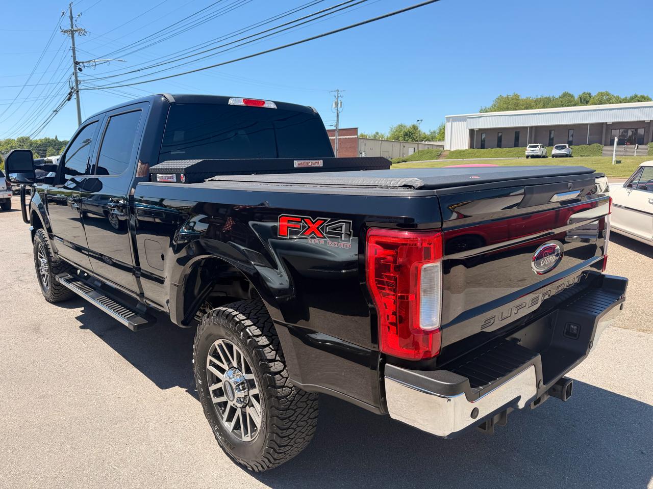 Ford Super Duty F-250 SRW 4WD Crew Cab 172" Lariat 2019