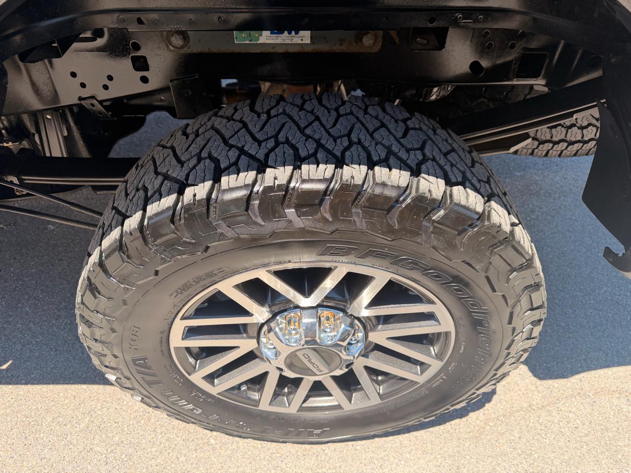 Ford Super Duty F-250 SRW 4WD Crew Cab 172" Lariat 2019