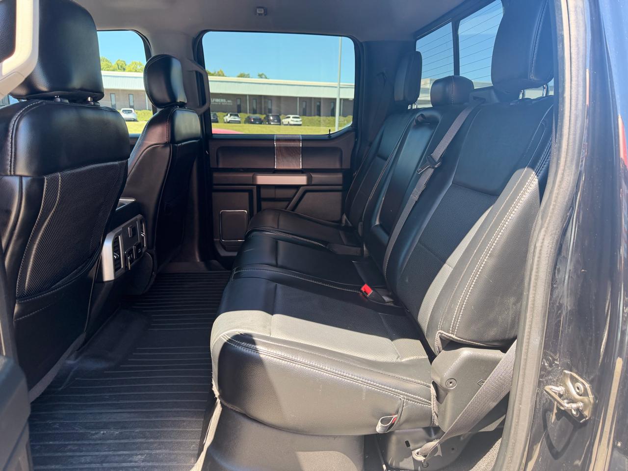 Ford Super Duty F-250 SRW 4WD Crew Cab 172" Lariat 2019