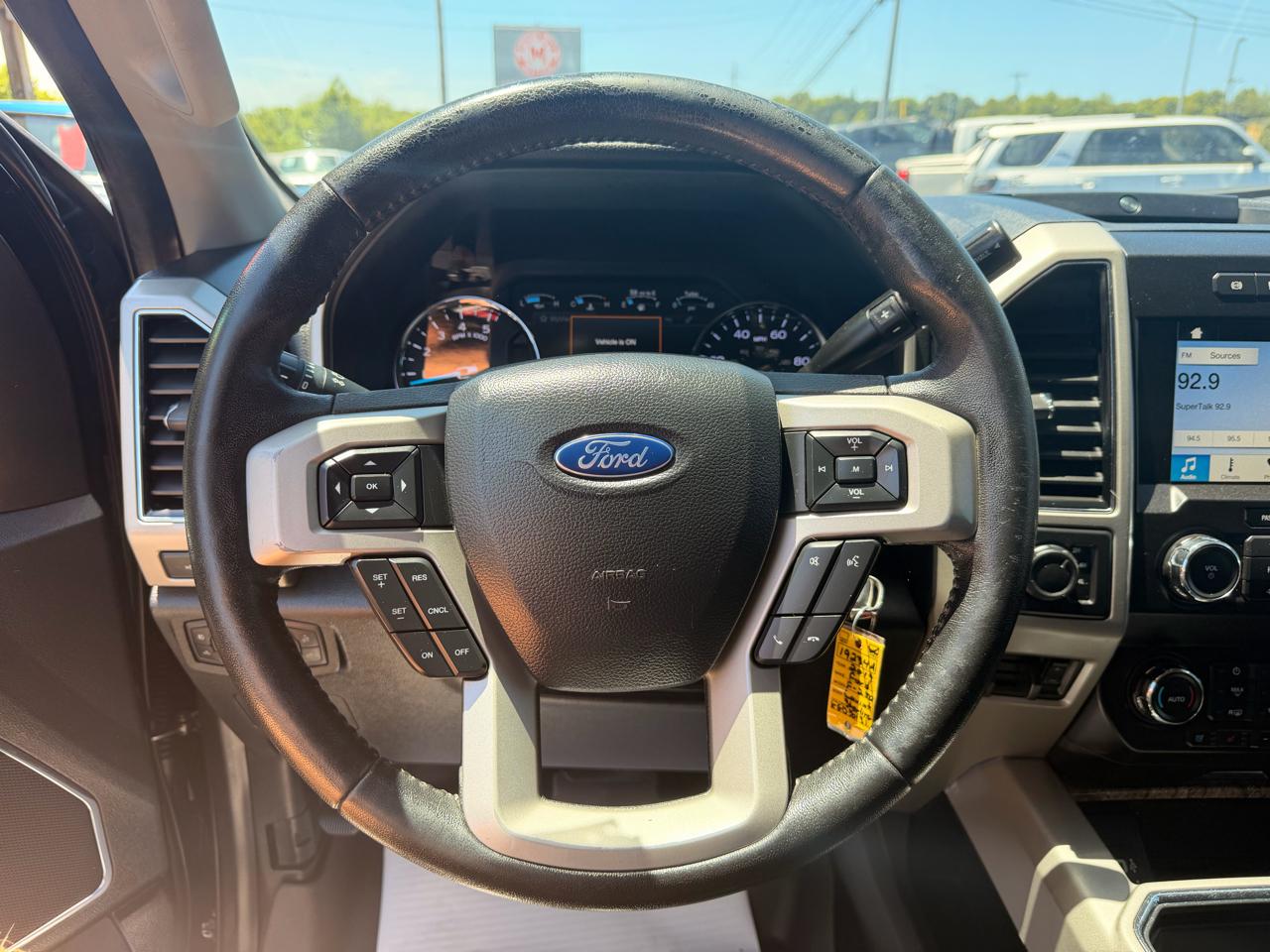 Ford Super Duty F-250 SRW 4WD Crew Cab 172" Lariat 2019