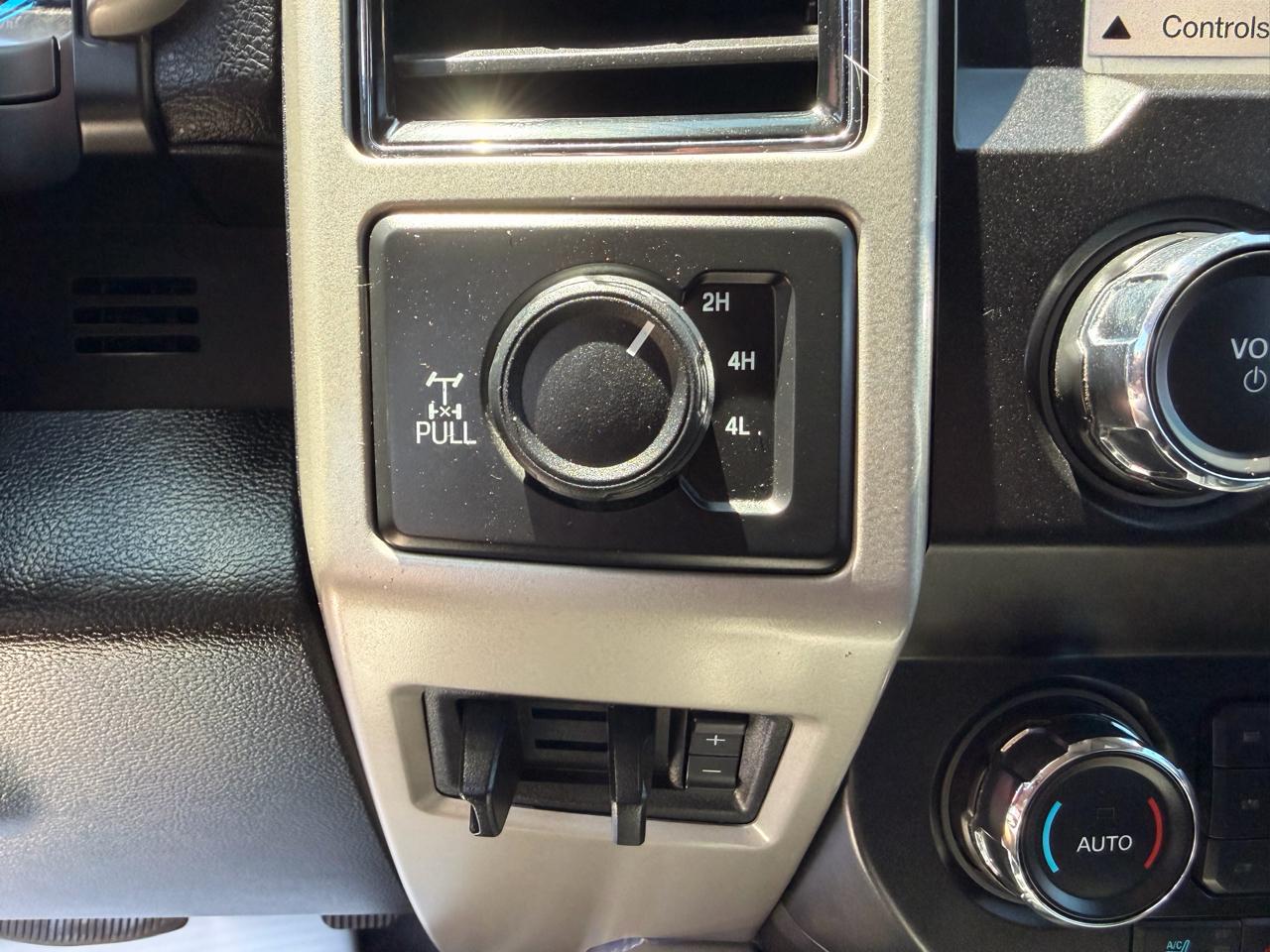 Ford Super Duty F-250 SRW 4WD Crew Cab 172" Lariat 2019