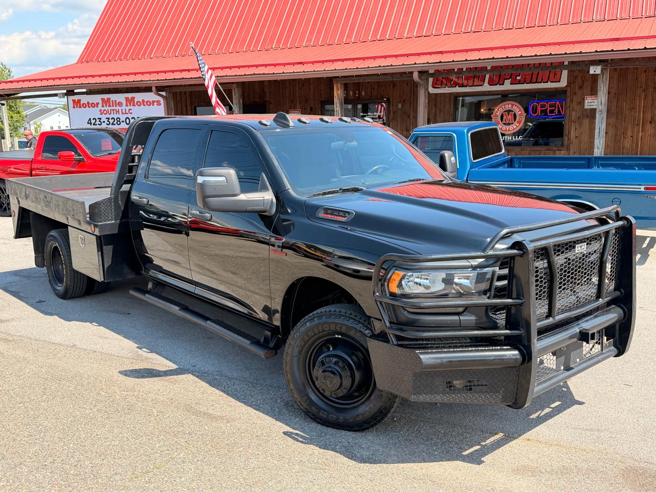2024 RAM 3500 Tradesman 4X4 Crew Cab's photo