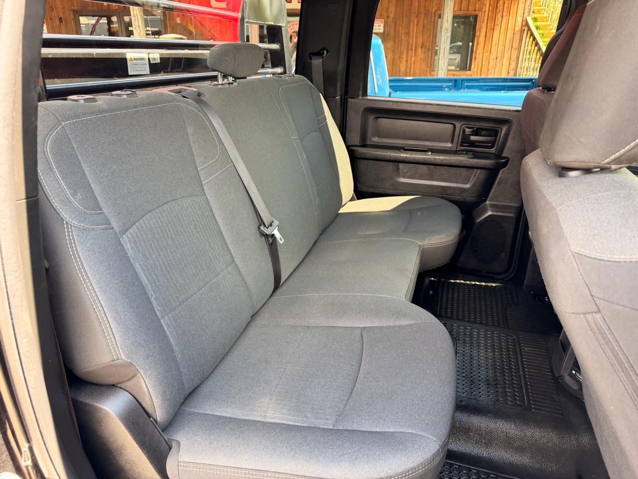 RAM 3500 Chassis Cab Tradesman 4WD Crew Cab 60" CA 172.4" WB 2024