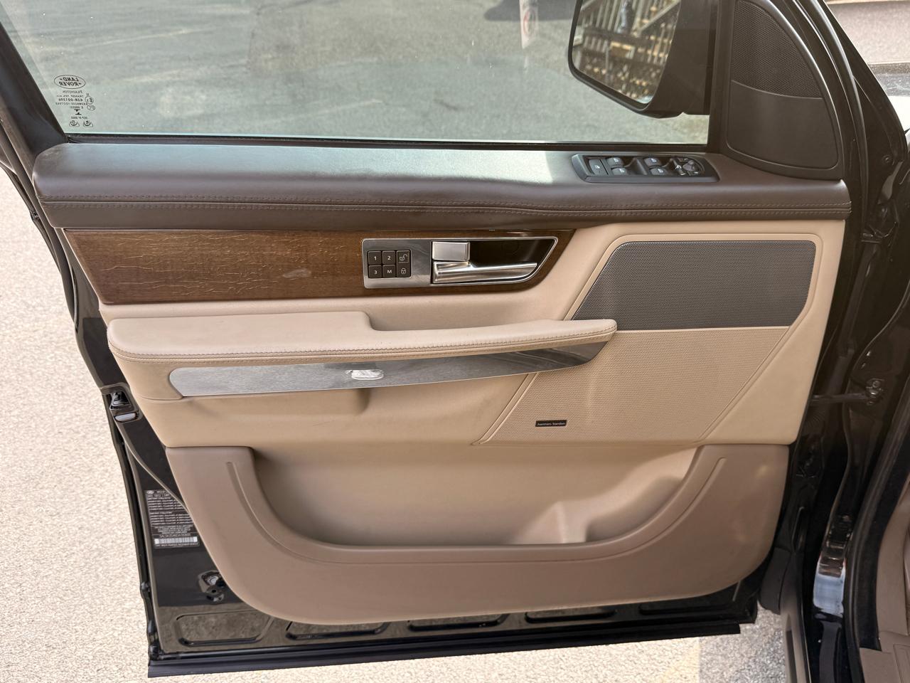 Land Rover Range Rover Sport 4WD 4dr HSE LUX 2013
