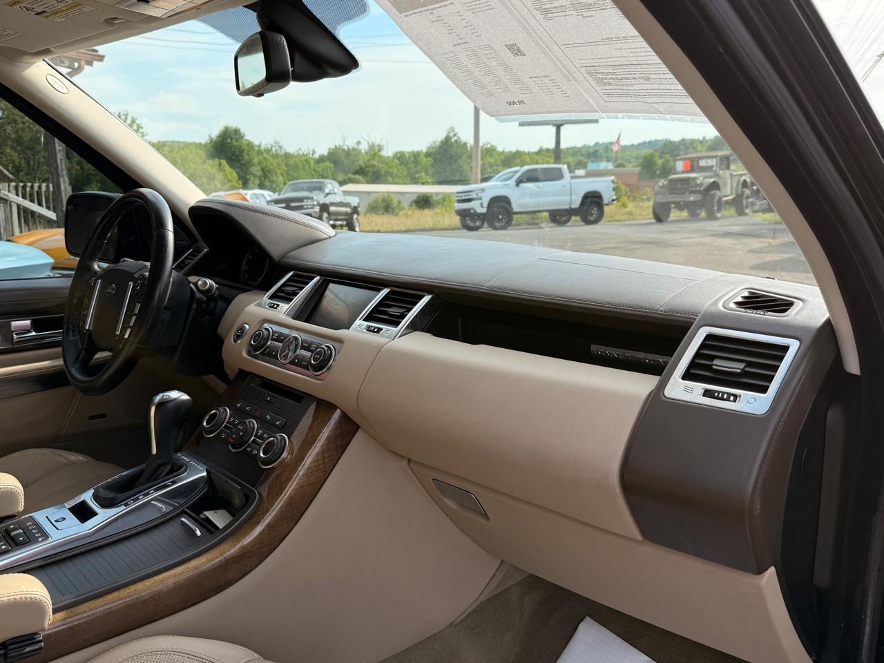 Land Rover Range Rover Sport 4WD 4dr HSE LUX 2013