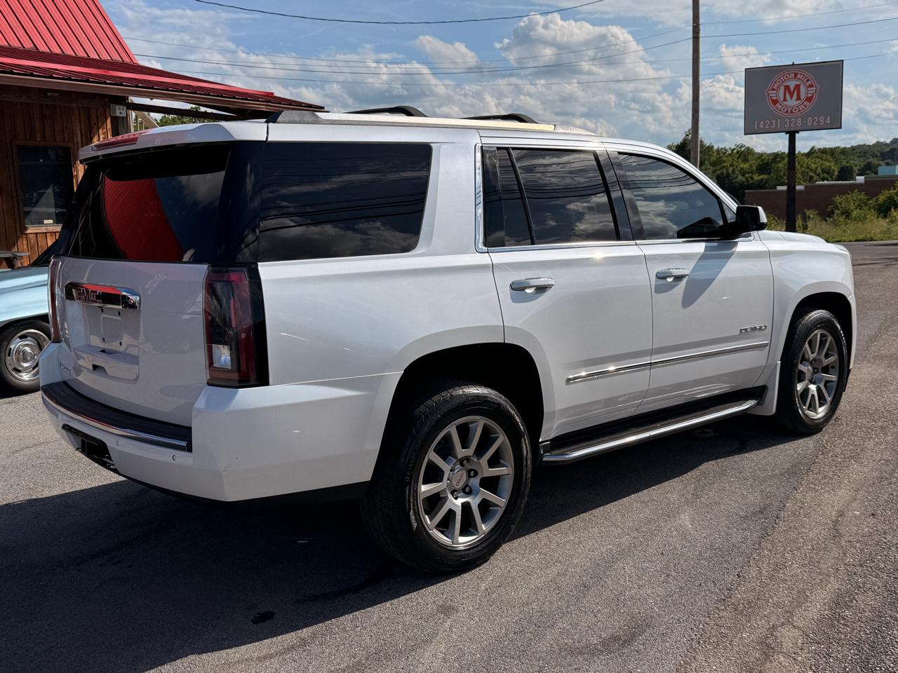 GMC Yukon 4WD 4dr Denali 2016