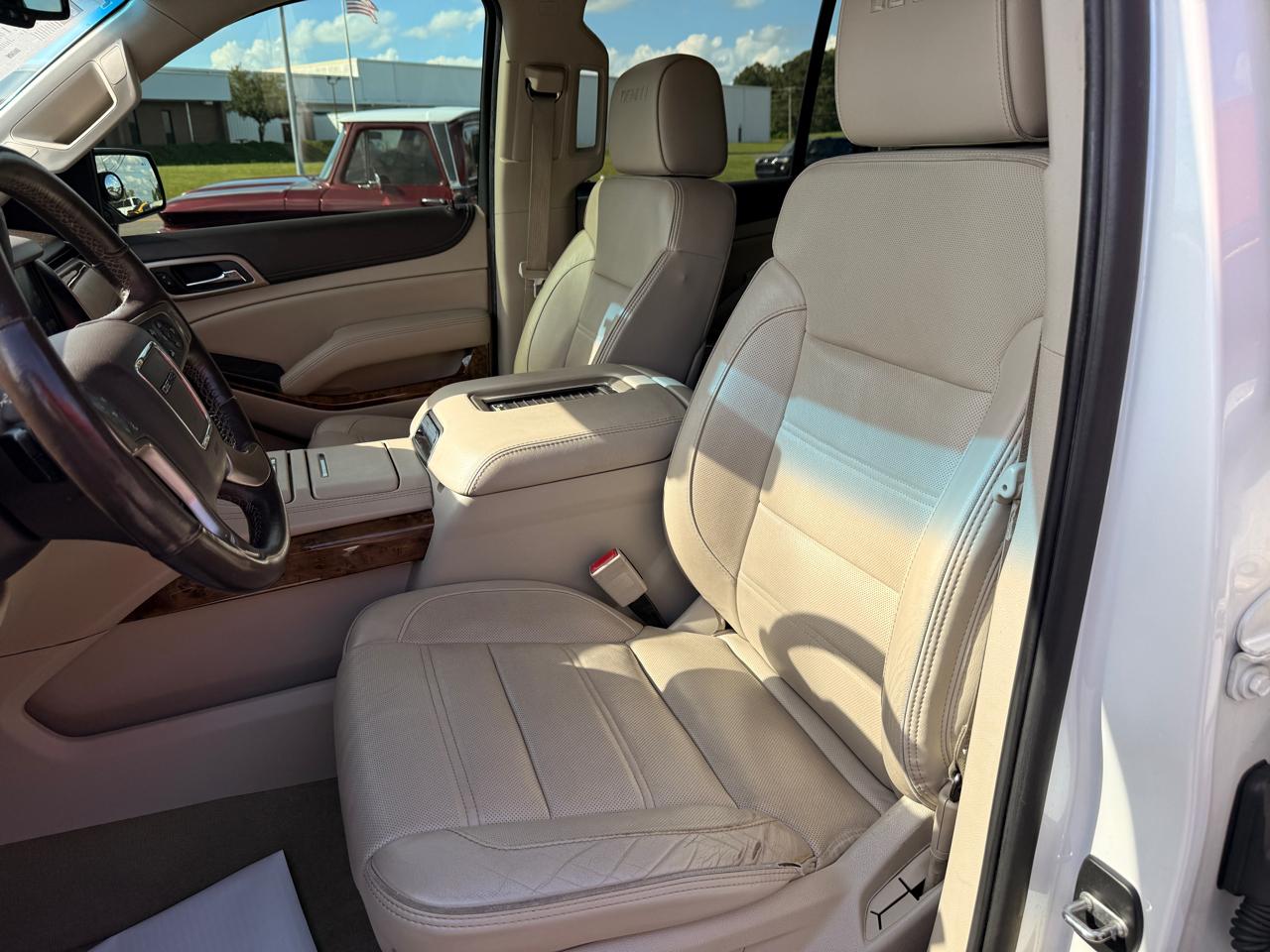 GMC Yukon 4WD 4dr Denali 2016