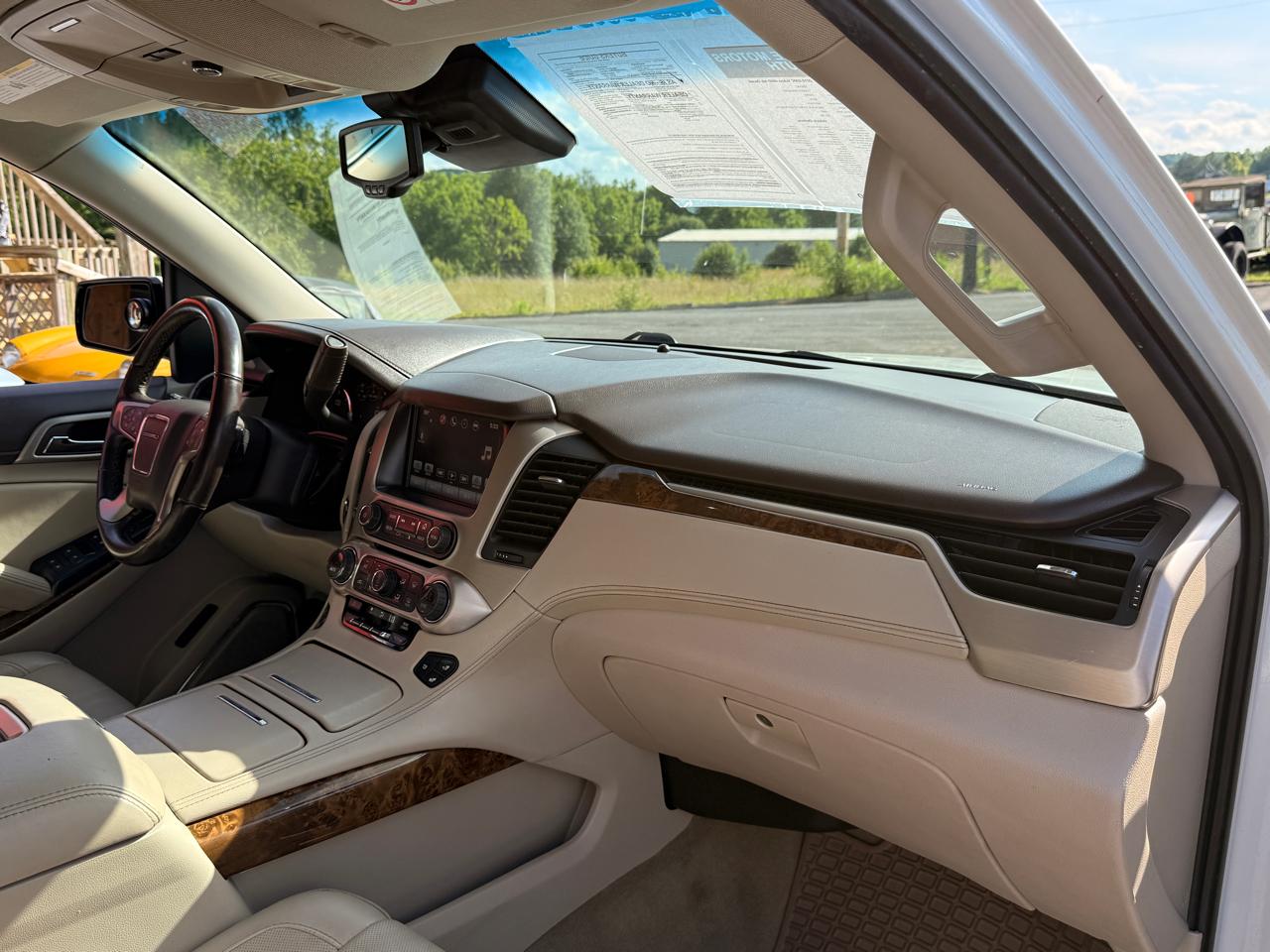 GMC Yukon 4WD 4dr Denali 2016