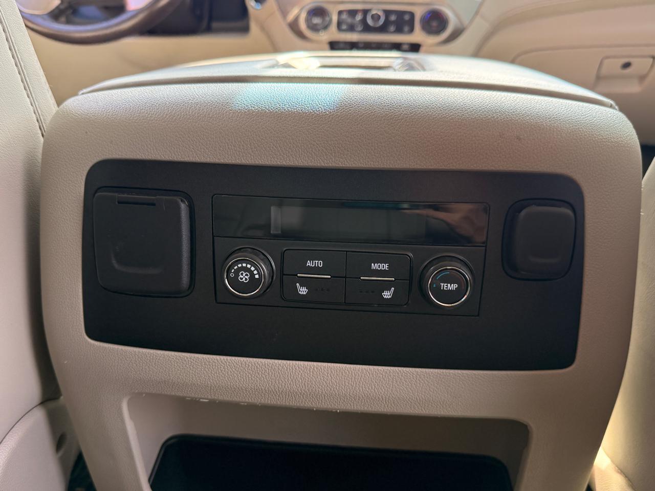 GMC Yukon 4WD 4dr Denali 2016