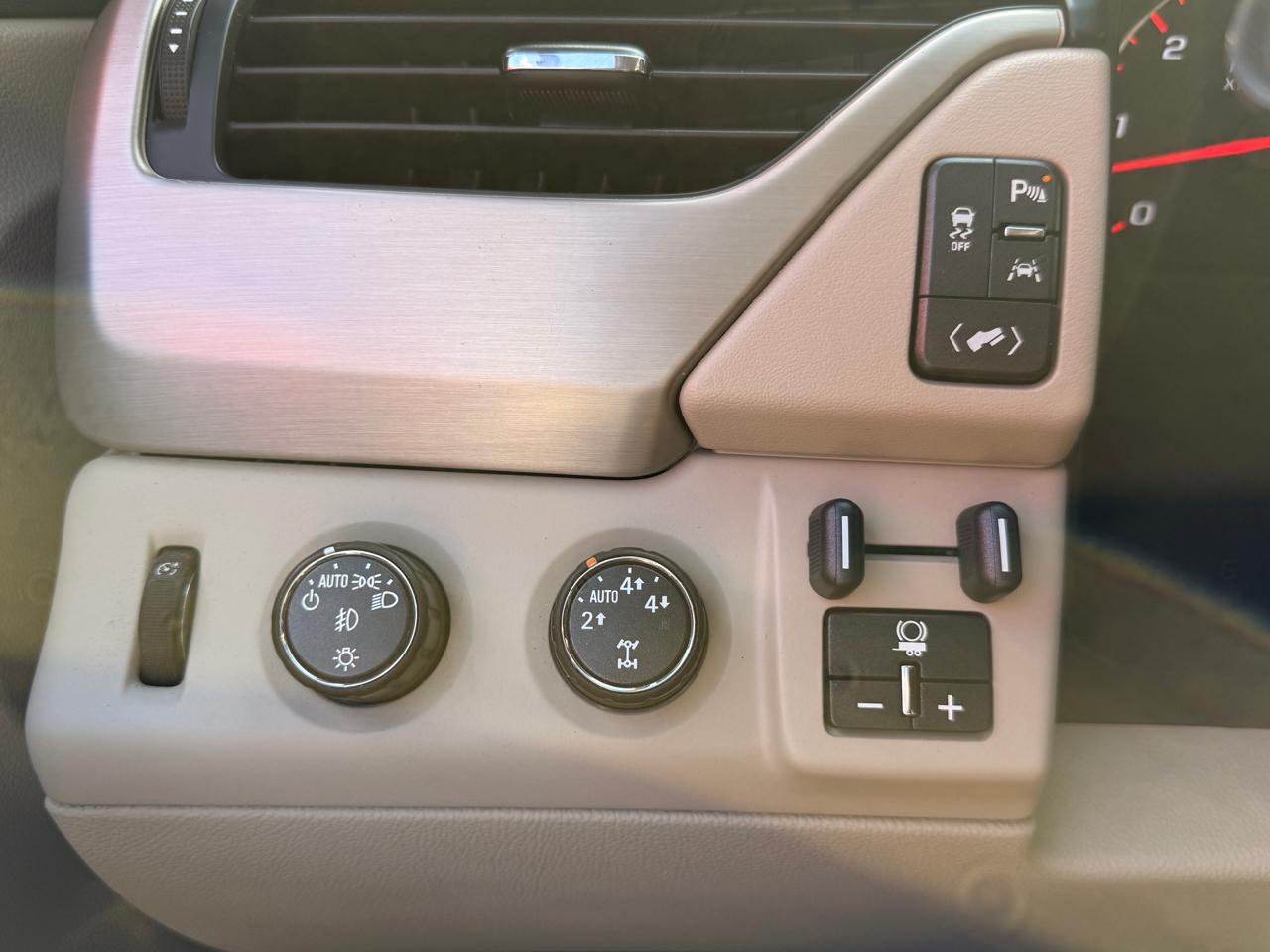 GMC Yukon 4WD 4dr Denali 2016