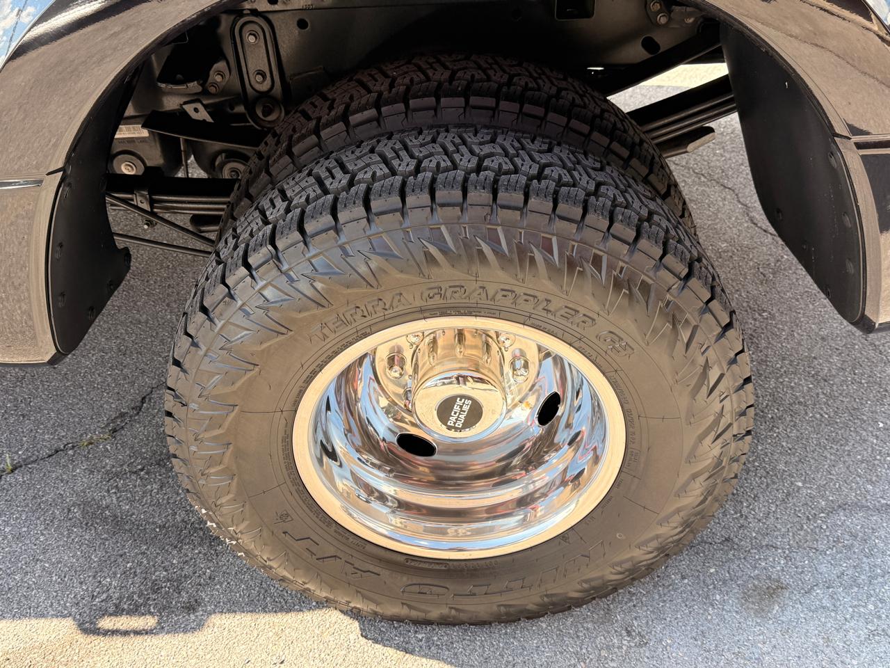 Ford Super Duty F-350 DRW  2022