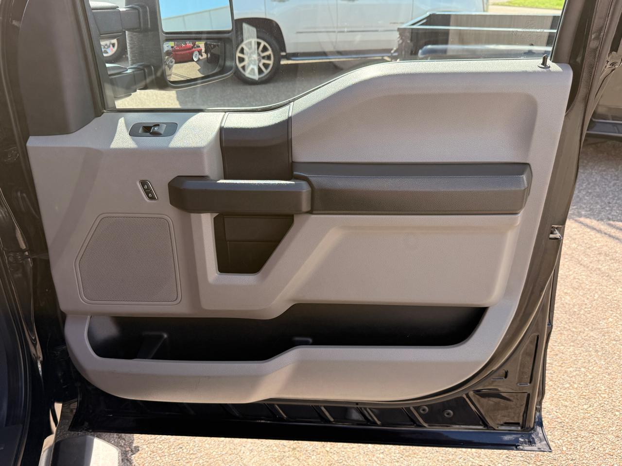 Ford Super Duty F-350 DRW  2022