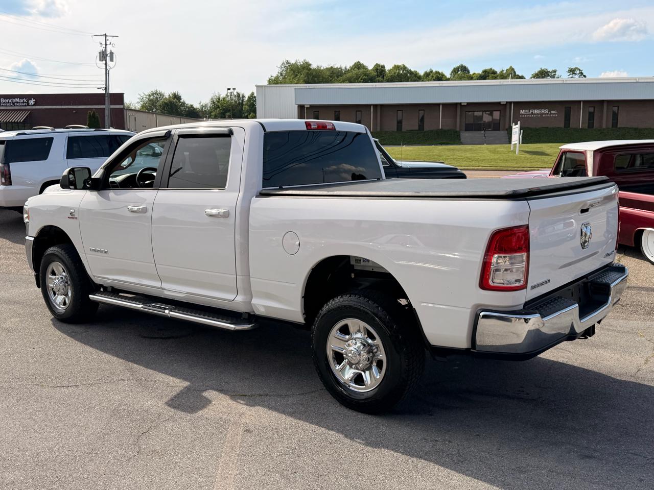 RAM 2500 Big Horn 4x4 Crew Cab 6'4" Box 2019