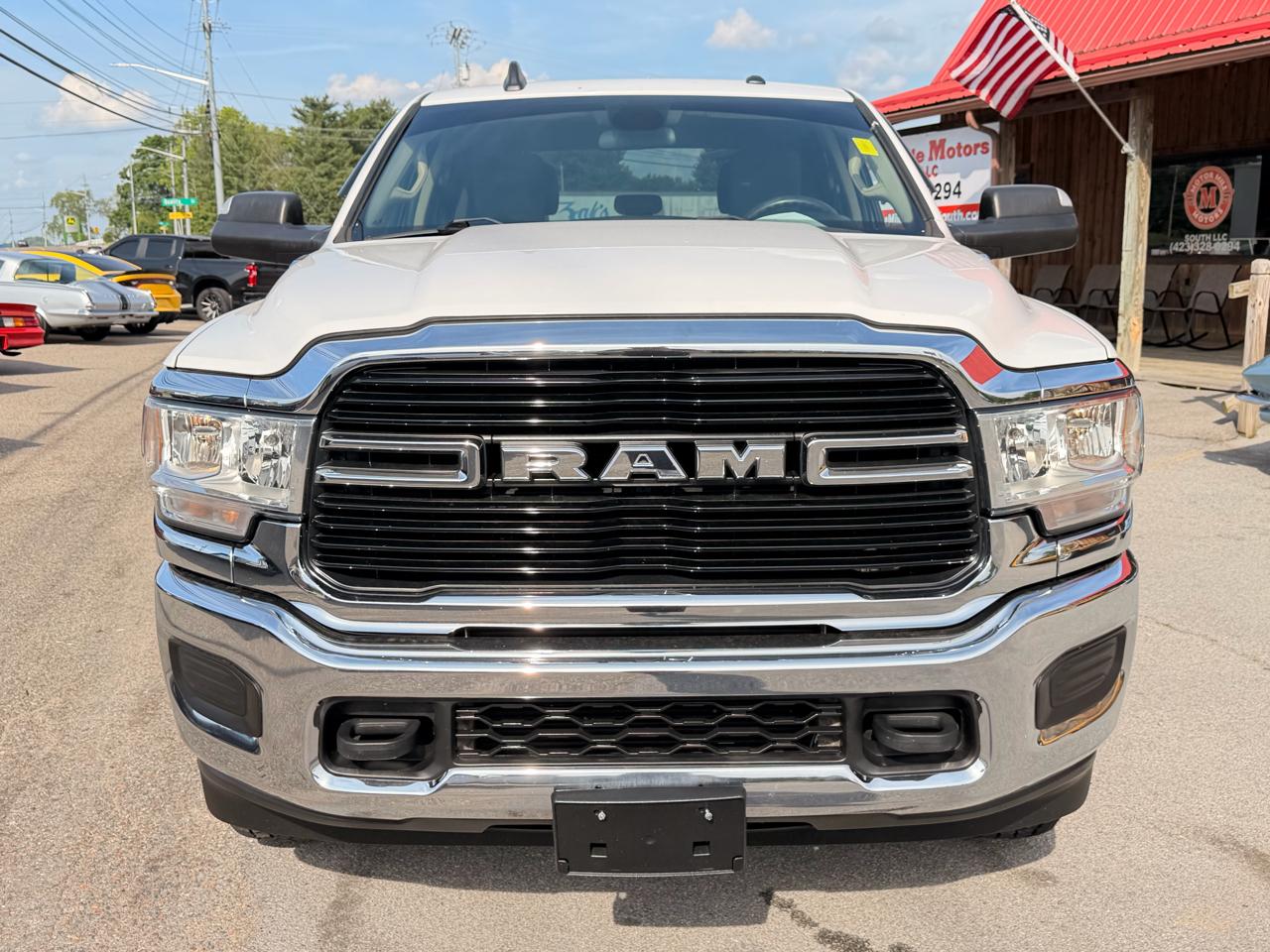 RAM 2500 Big Horn 4x4 Crew Cab 6'4" Box 2019