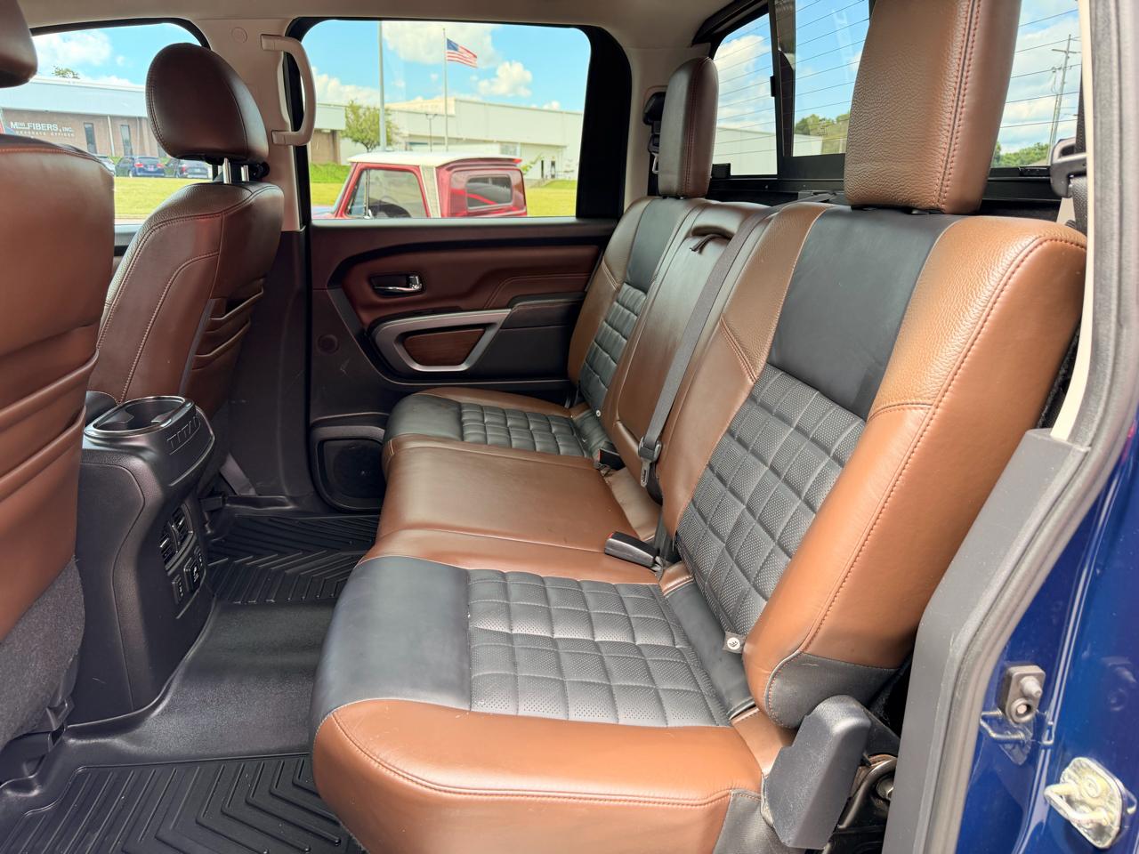 Nissan Titan XD 4WD Crew Cab Platinum Reserve Diesel 2016