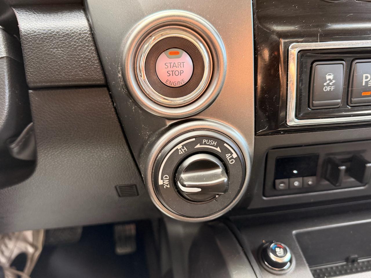 Nissan Titan XD 4WD Crew Cab Platinum Reserve Diesel 2016