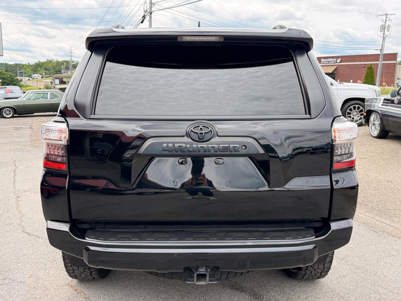 Toyota 4Runner TRD Off Road Premium 4WD (Natl) 2019