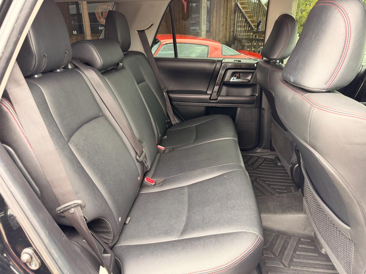 Toyota 4Runner TRD Off Road Premium 4WD (Natl) 2019
