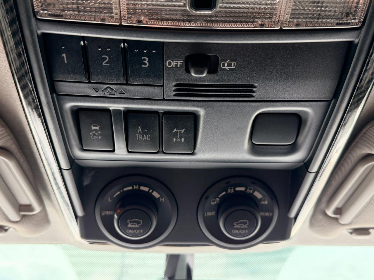 Toyota 4Runner TRD Off Road Premium 4WD (Natl) 2019
