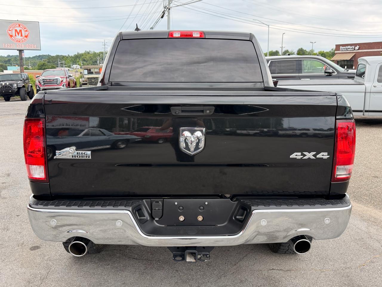 RAM 1500 Big Horn 4x4 Crew Cab 5'7" Box 2017