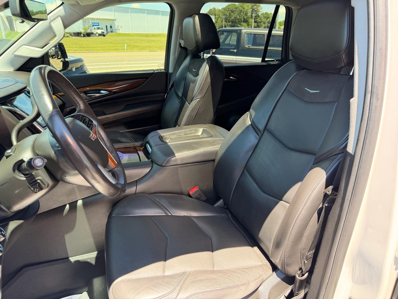 Cadillac Escalade 4WD 4dr Luxury 2020