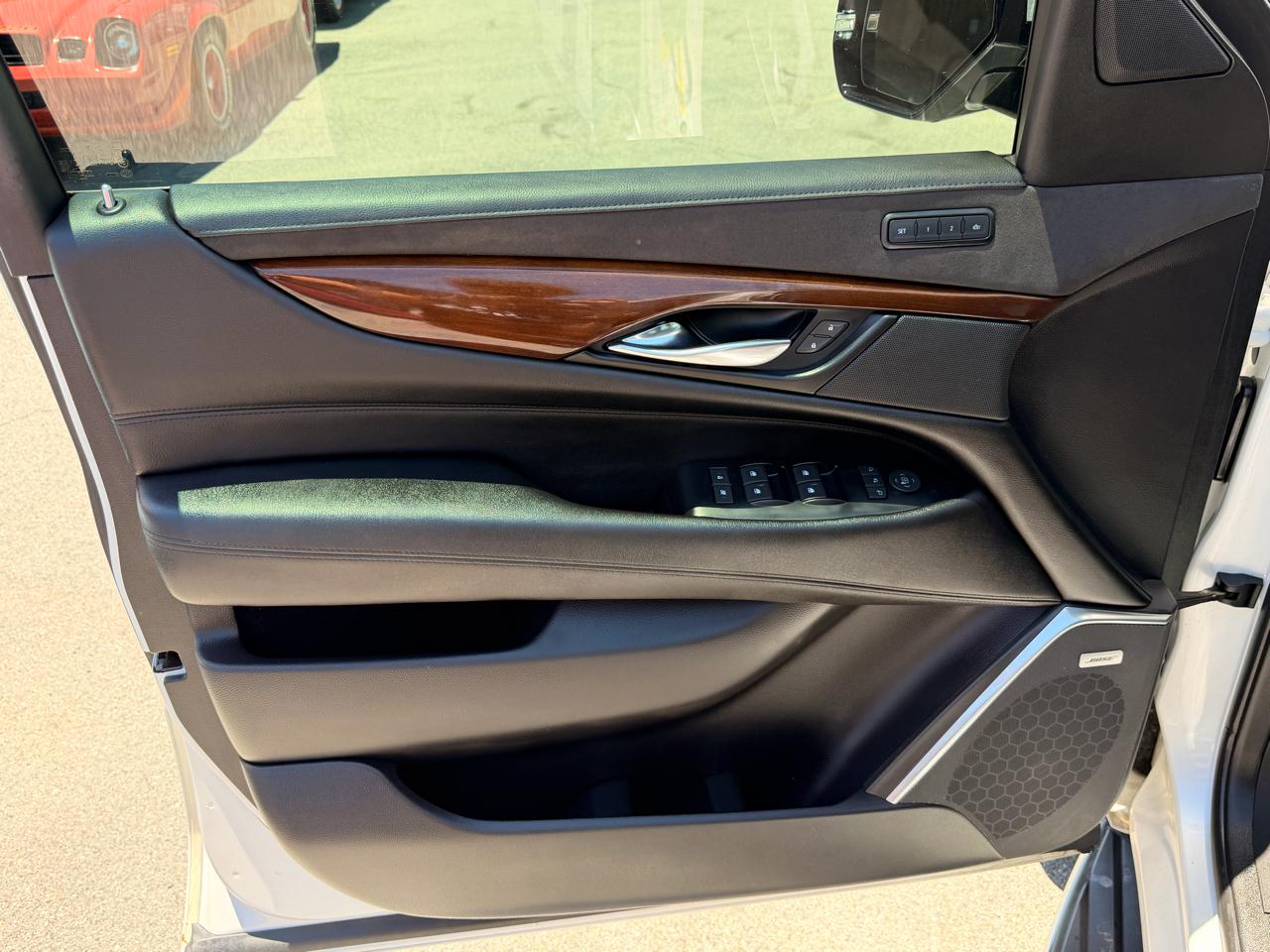 Cadillac Escalade 4WD 4dr Luxury 2020