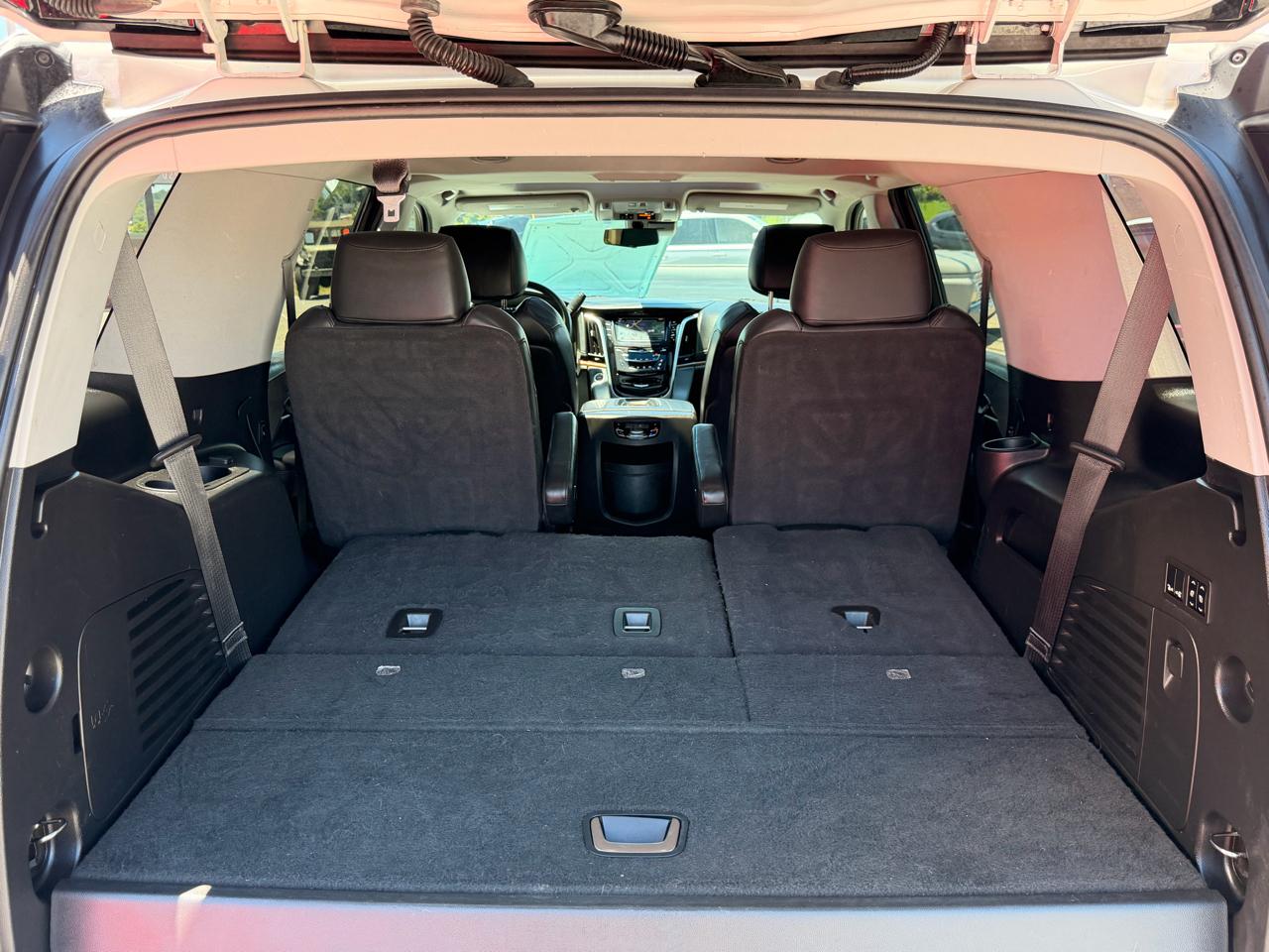 Cadillac Escalade 4WD 4dr Luxury 2020