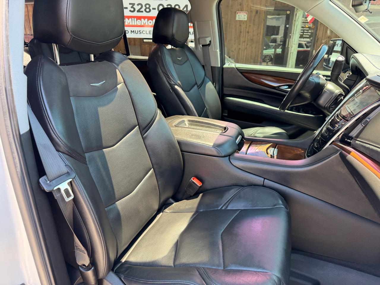 Cadillac Escalade 4WD 4dr Luxury 2020