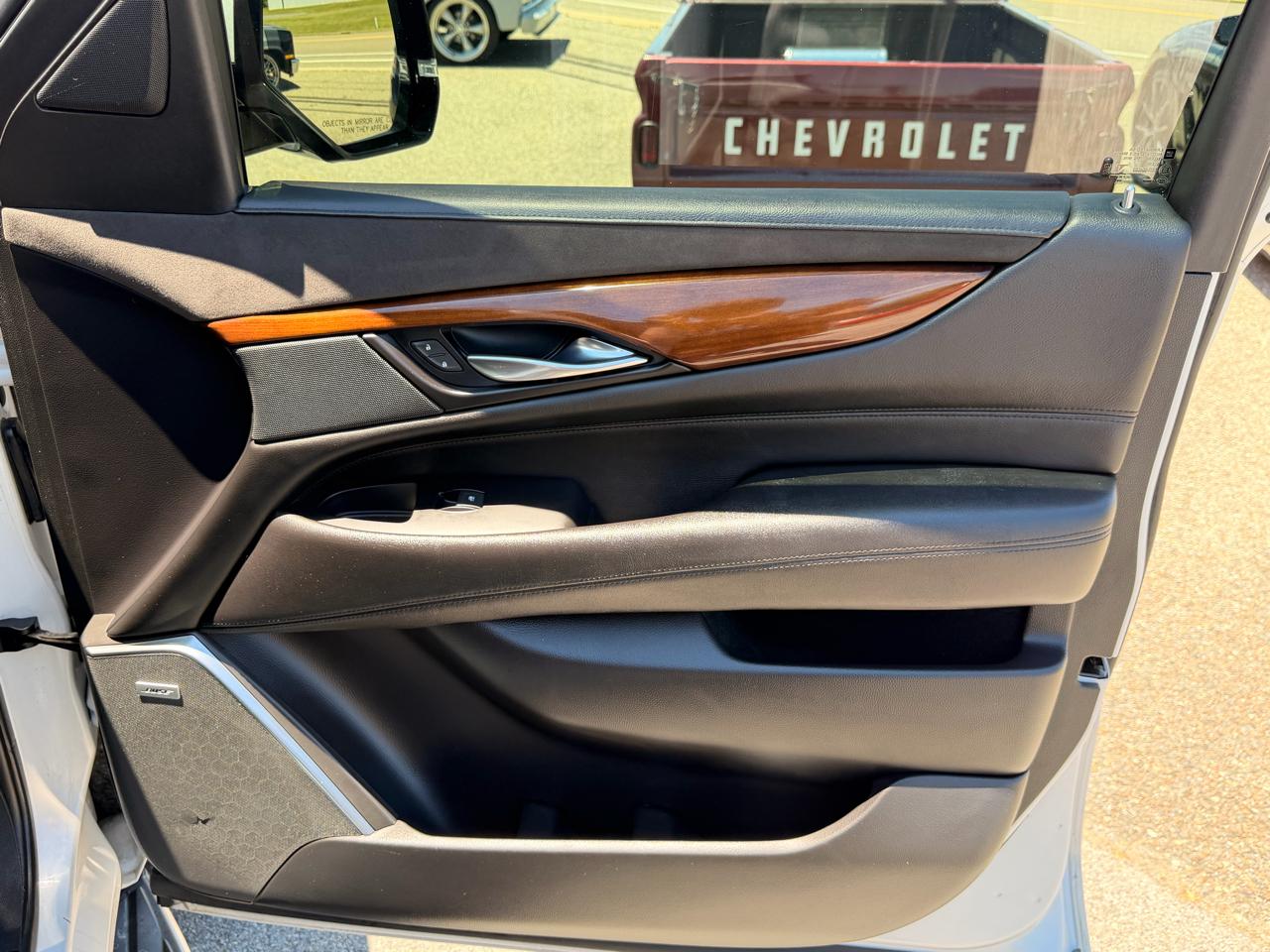 Cadillac Escalade 4WD 4dr Luxury 2020